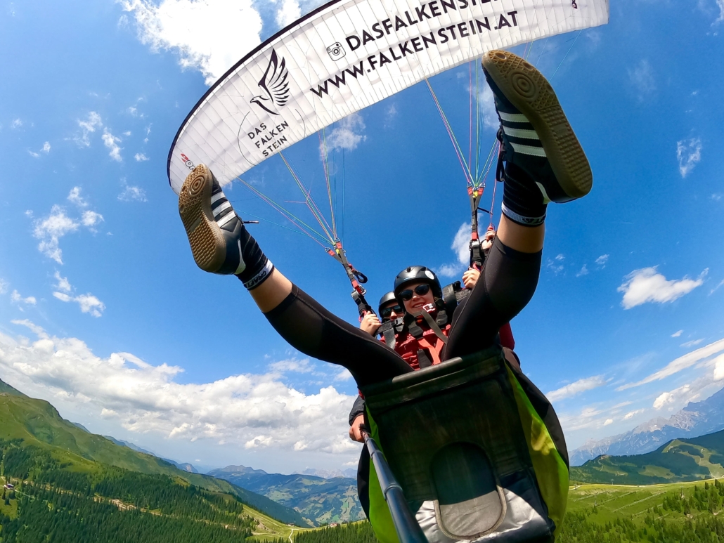 paragliding in zell am see