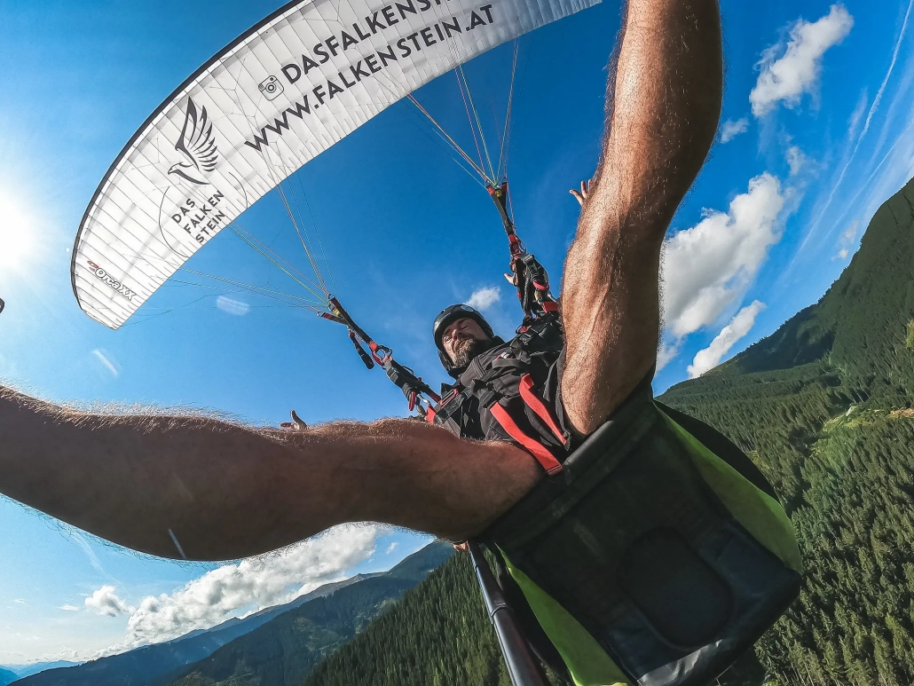 Paragliding Zell am See im Sommer
