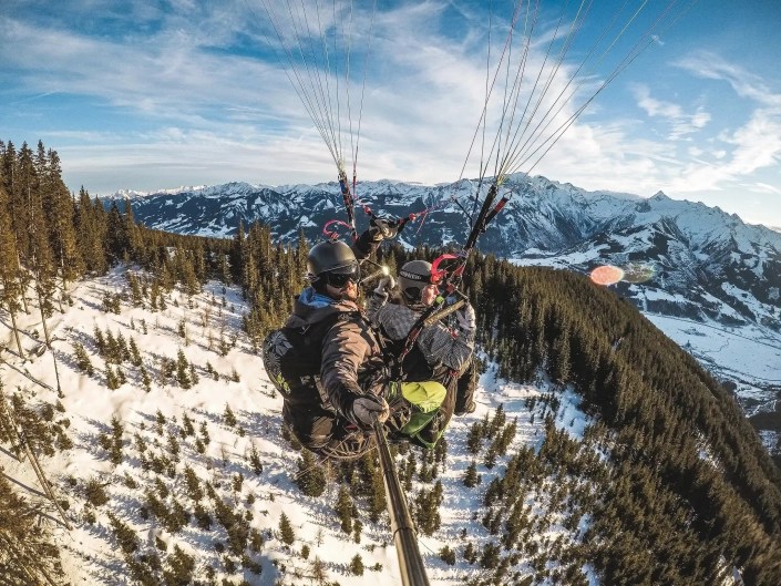 Tandem Paragliding in Zell am See im Winter