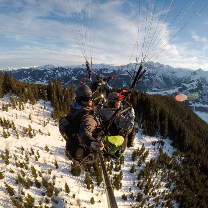 Winter paragliding in Zell am See